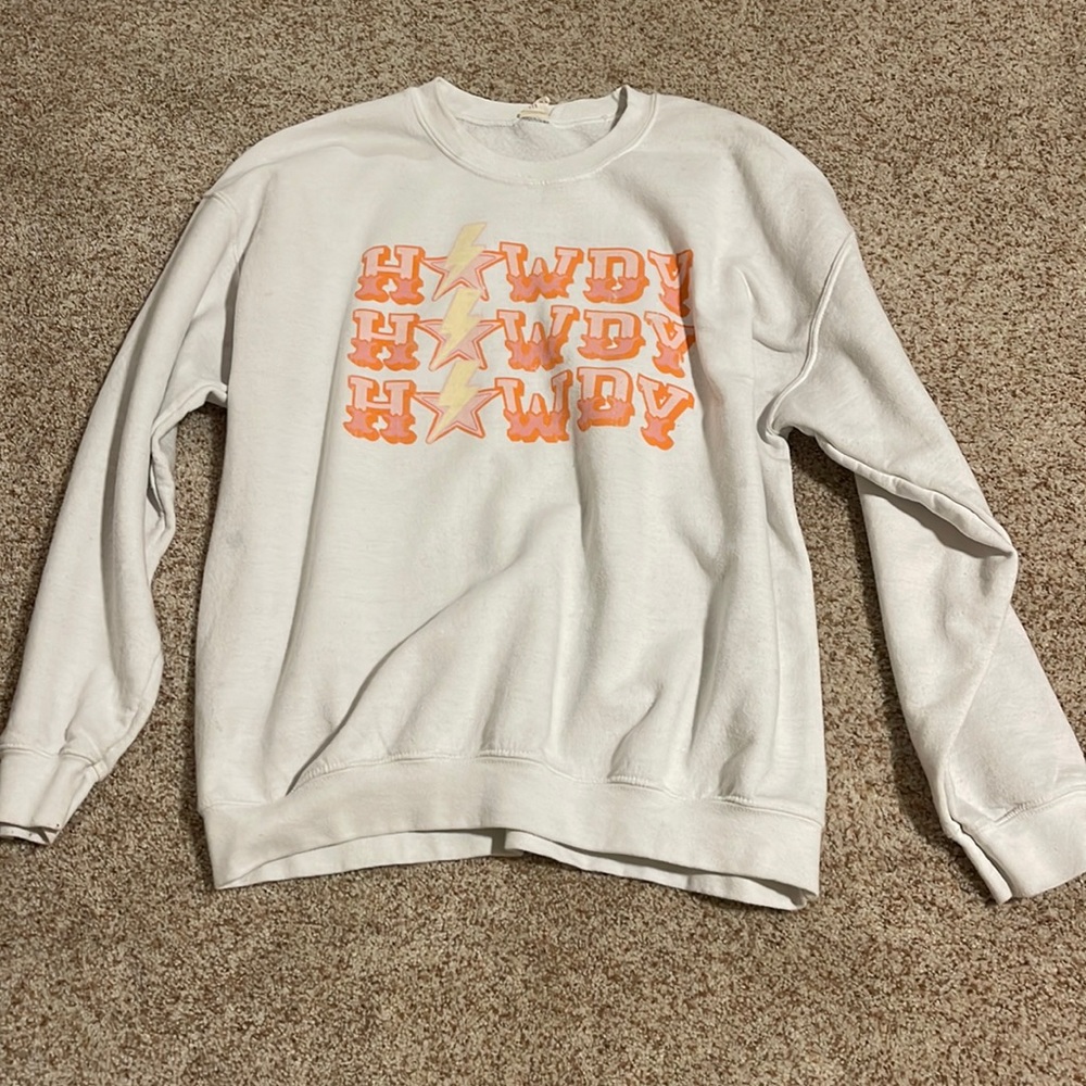 White Altard State“howdy” crewneck with pink and orange lettering. Size L